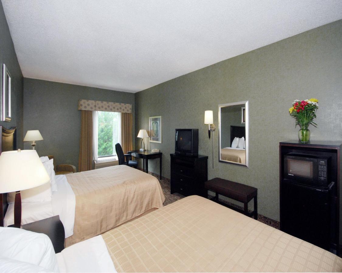 Double Room with Two Double Beds - Non-Smoking at Quality Inn Troutville - Roanoke North