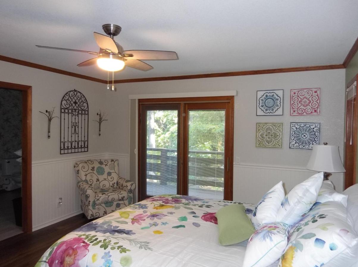| Ponderosa Ridge A B & B