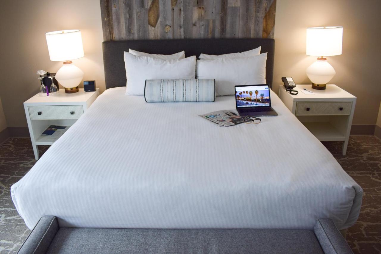 King Room - Disability Access at Beachside Inn
