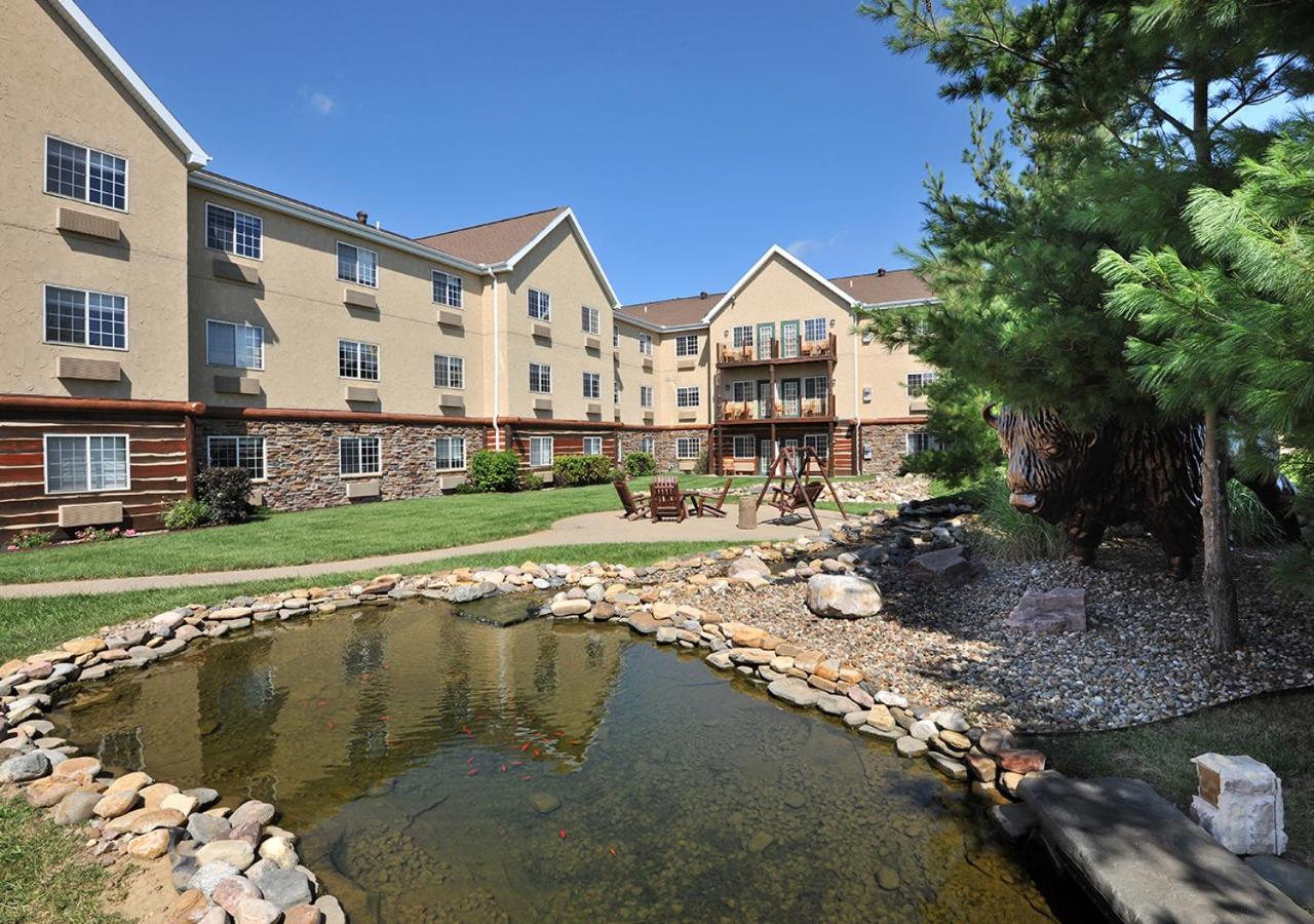 | Stoney Creek Hotel St. Joseph
