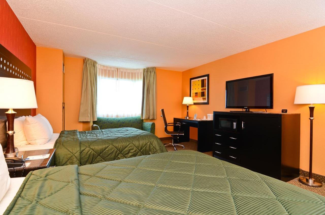 Double Room with Two Double Beds and Bay View - Non-Smoking at Travelodge by Wyndham Absecon Atlantic City