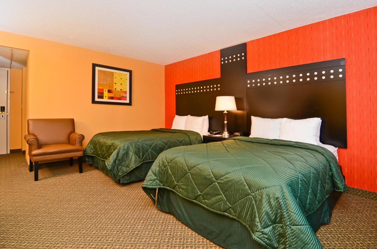 Double Room with Two Double Beds and Bay View - Non-Smoking at Travelodge by Wyndham Absecon Atlantic City