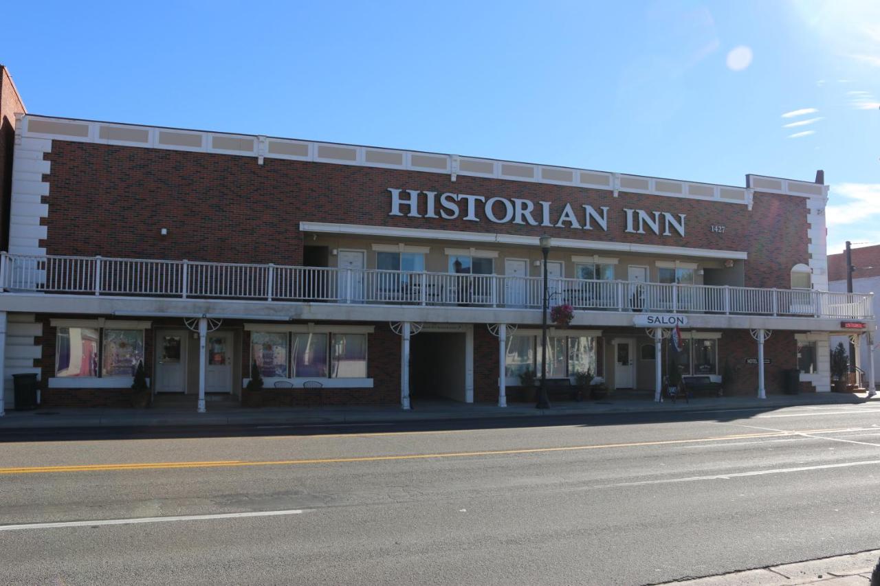  | Historian Inn