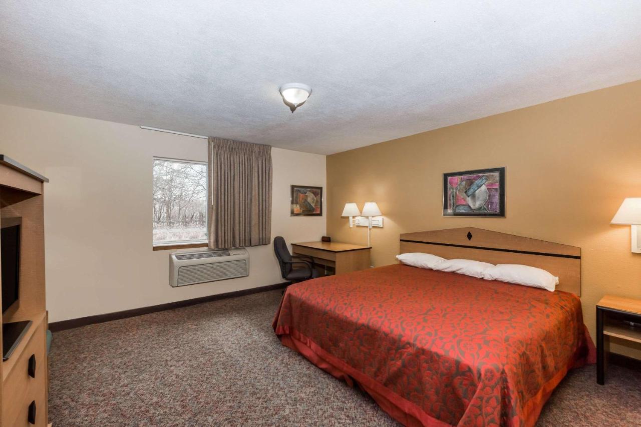 | Days Inn by Wyndham Atlantic