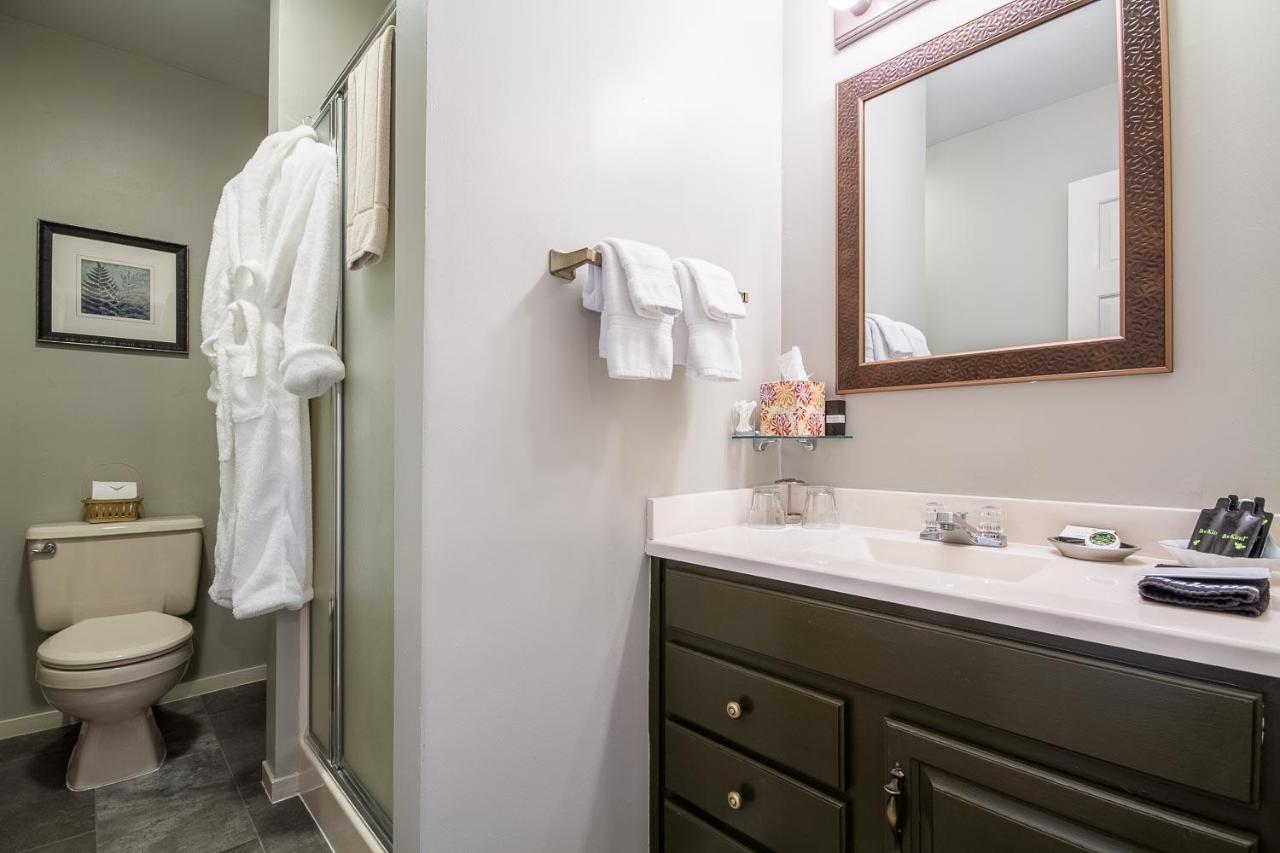  | Oak Hill Bed & Breakfast