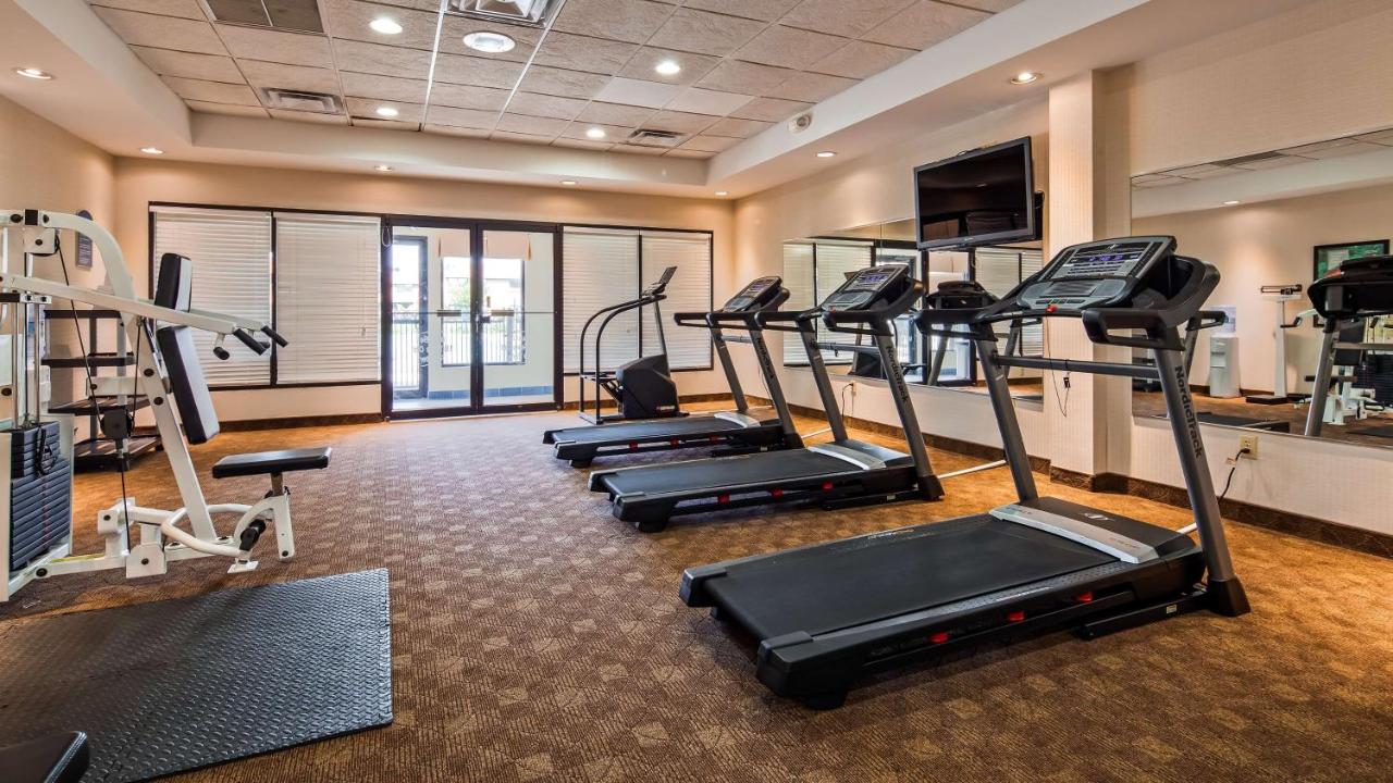 | Best Western PLUS Galleria Inn & Suites