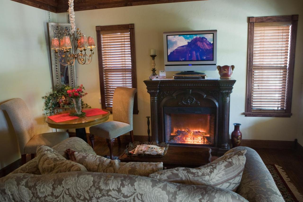  | Bed and Breakfast on White Rock Creek