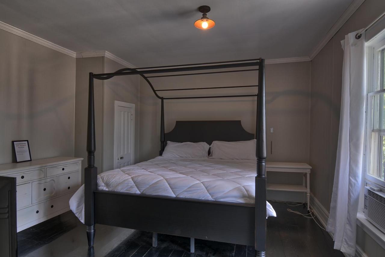| Charlevoix House
