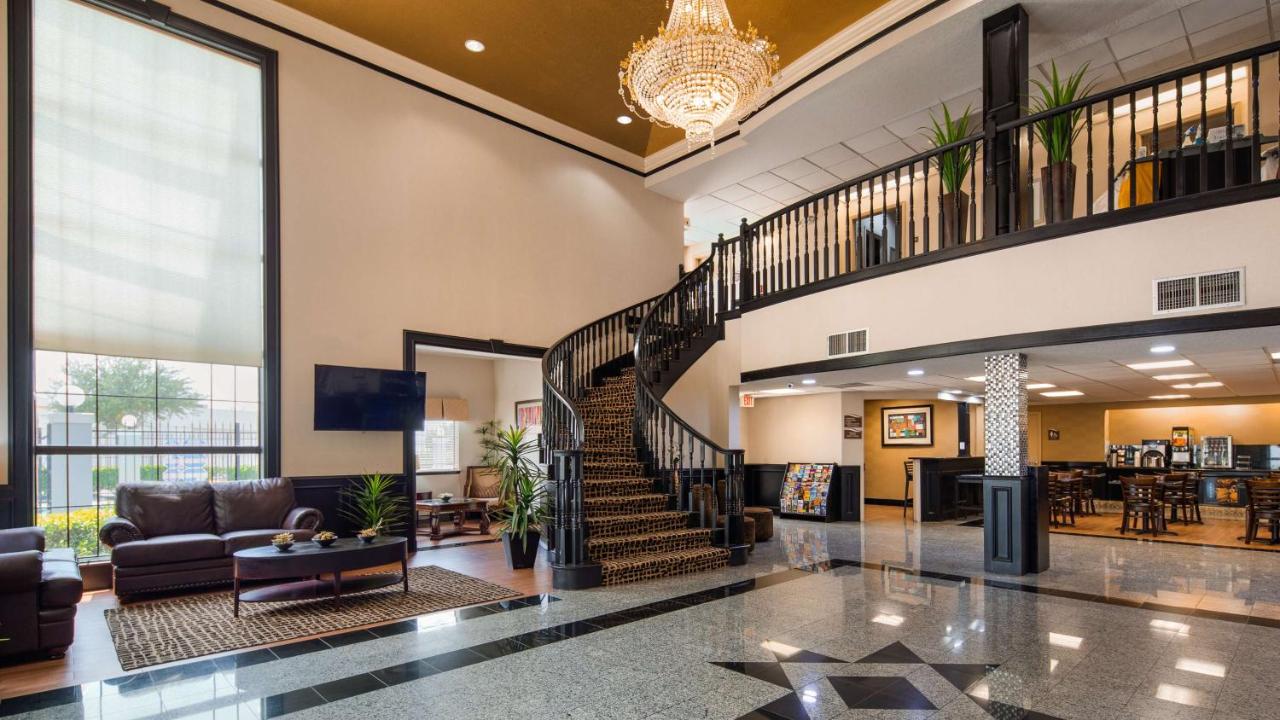 | Best Western Plus Northwest Inn and Suites Houston