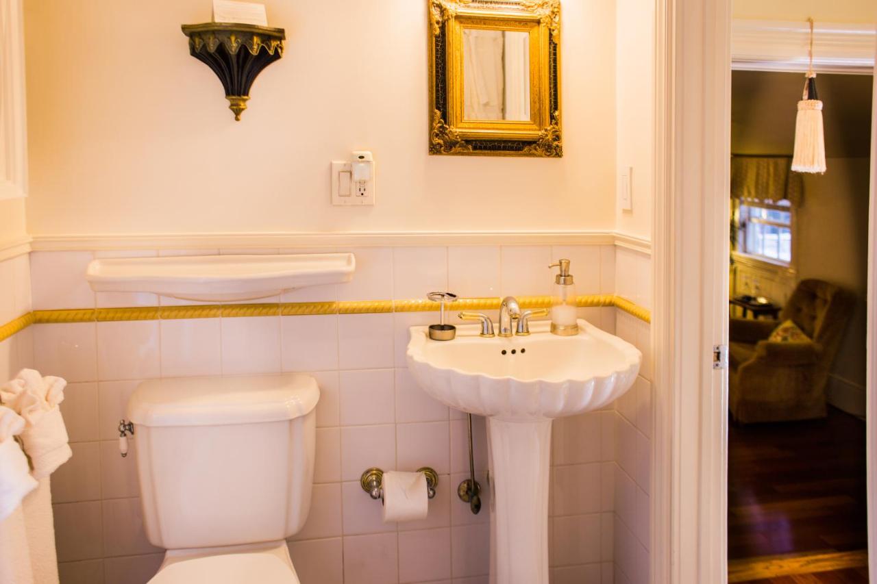 | Arbor View House Bed and Breakfast
