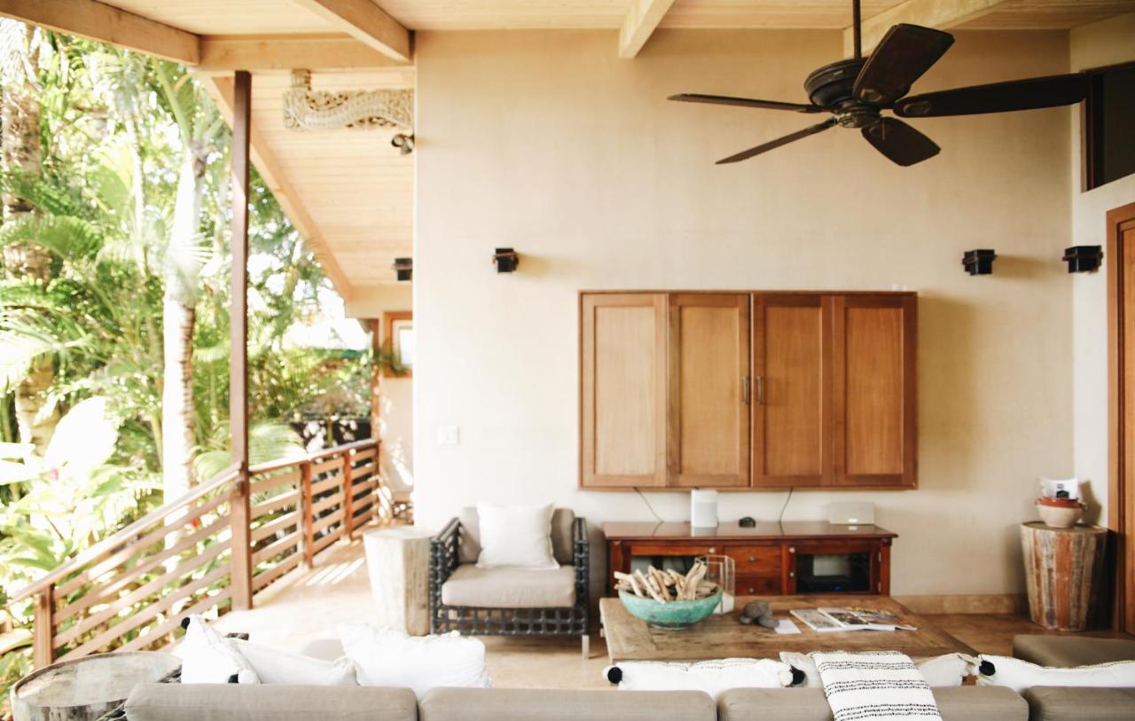| Paia Inn