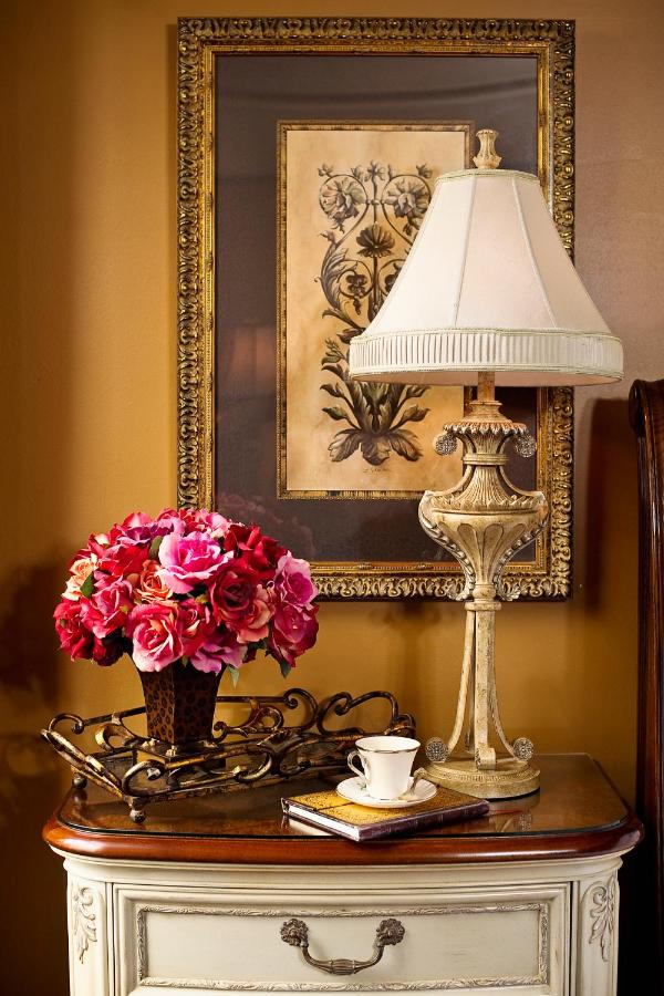  | Cedar House Inn