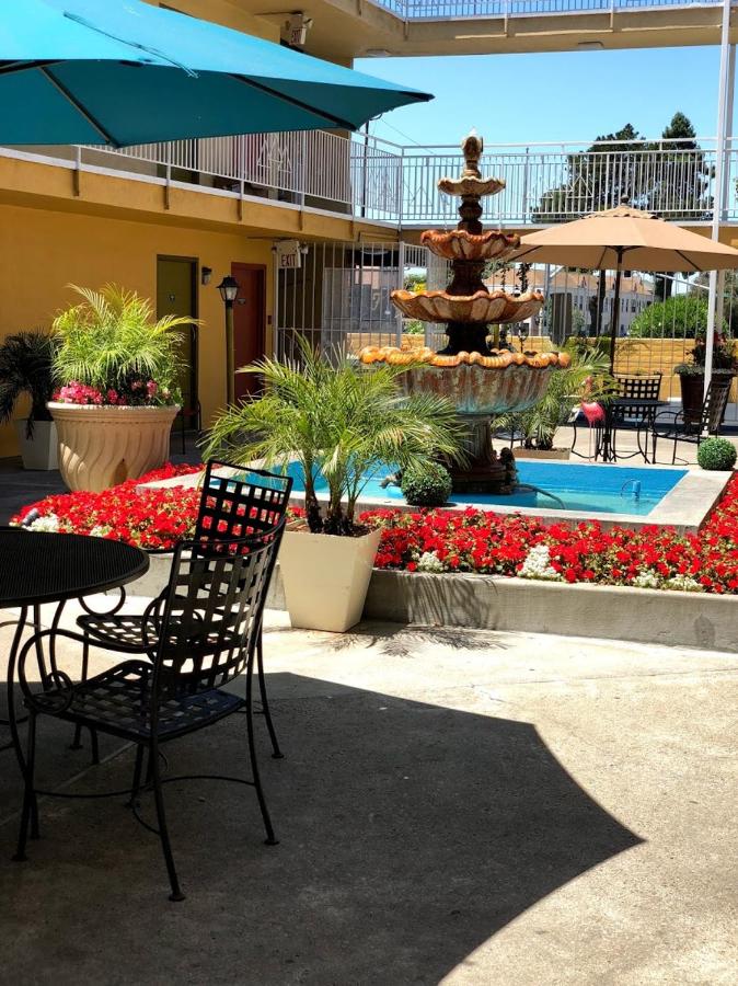 | Imperial Inn Oakland
