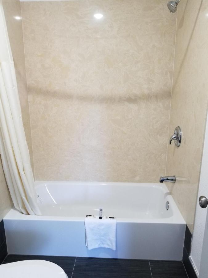 | TRAVIS LODGE MOTEL 16