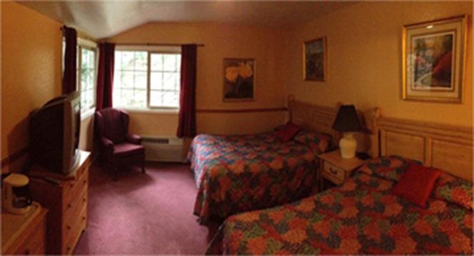 | Strawberry Inn