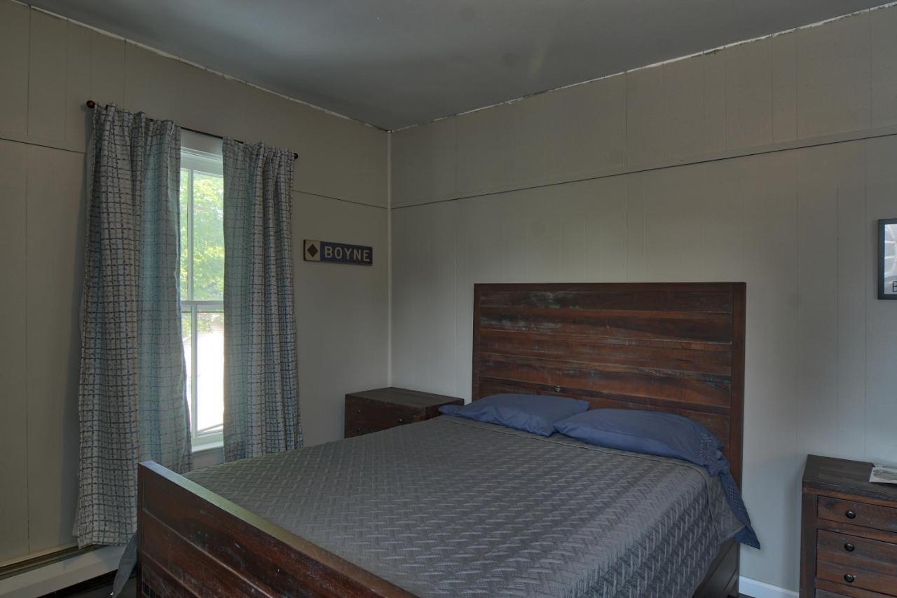 | Charlevoix House