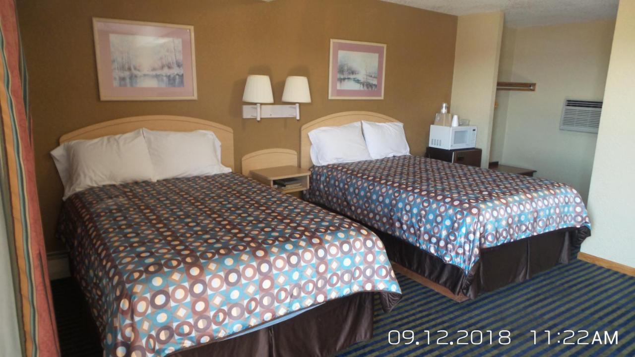 | Rivers EDGE MOTEL