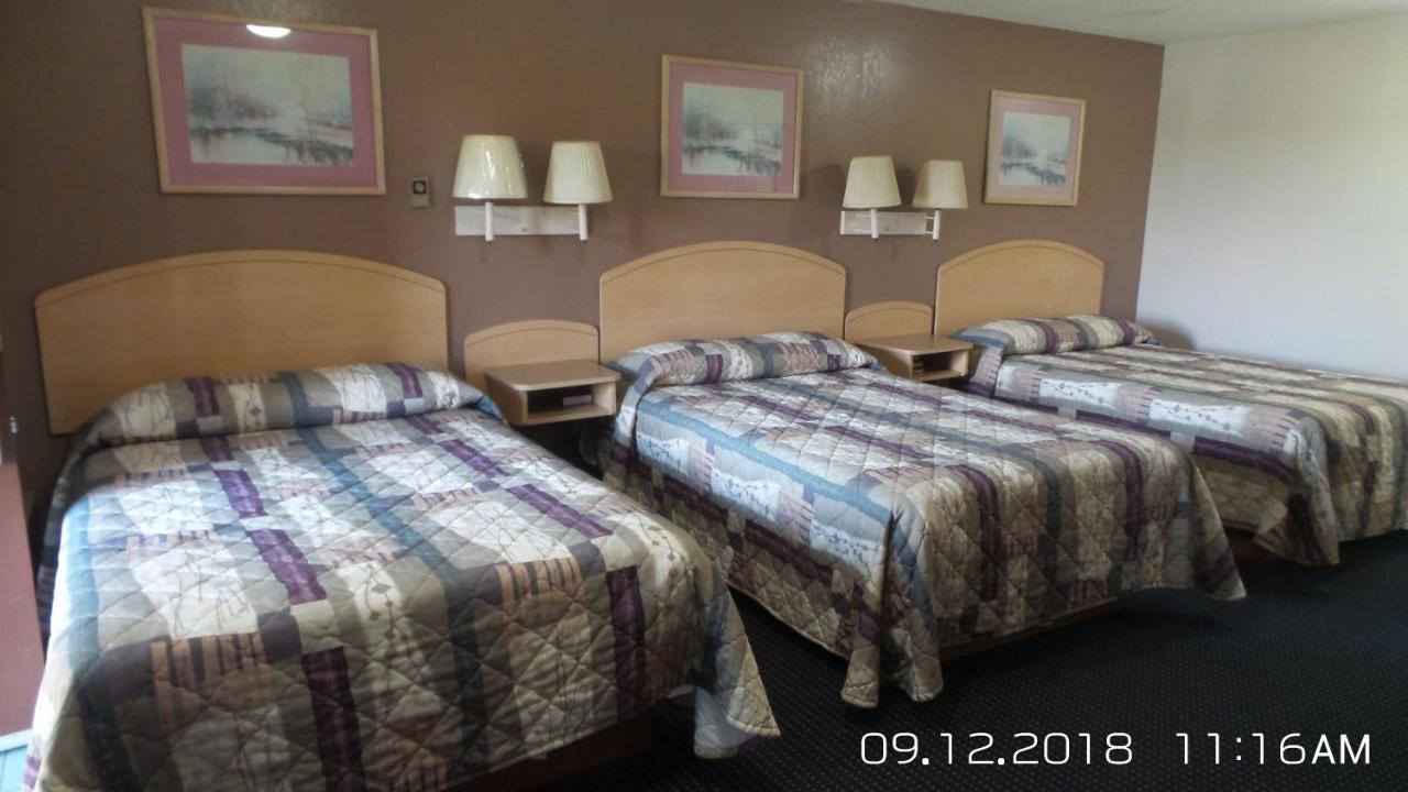 | Rivers EDGE MOTEL