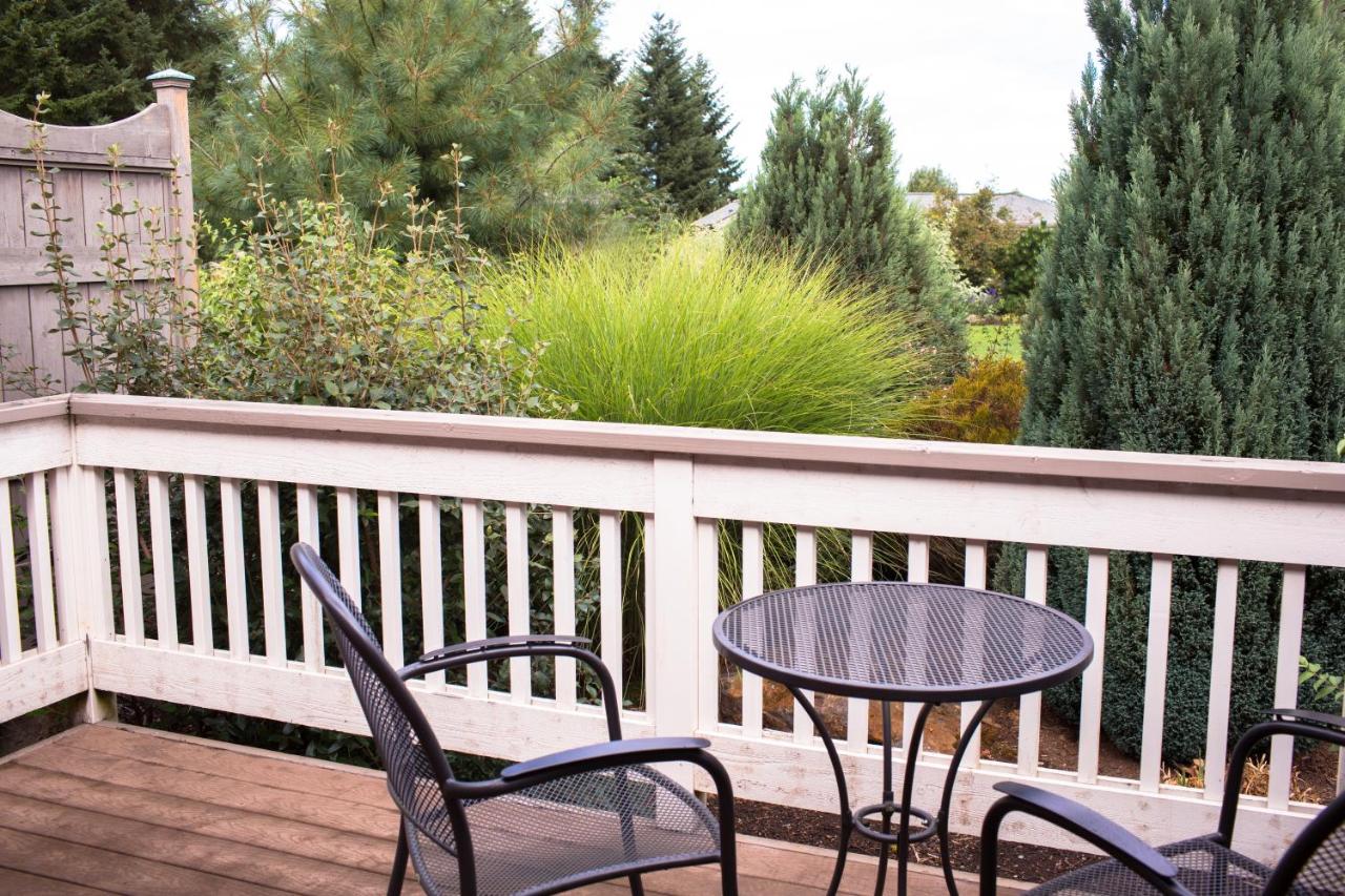 | Oregon Garden Resort