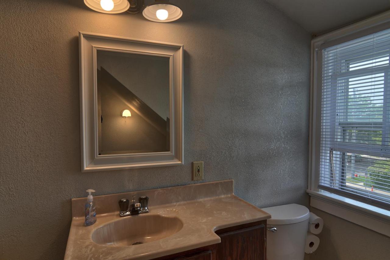 | Charlevoix House