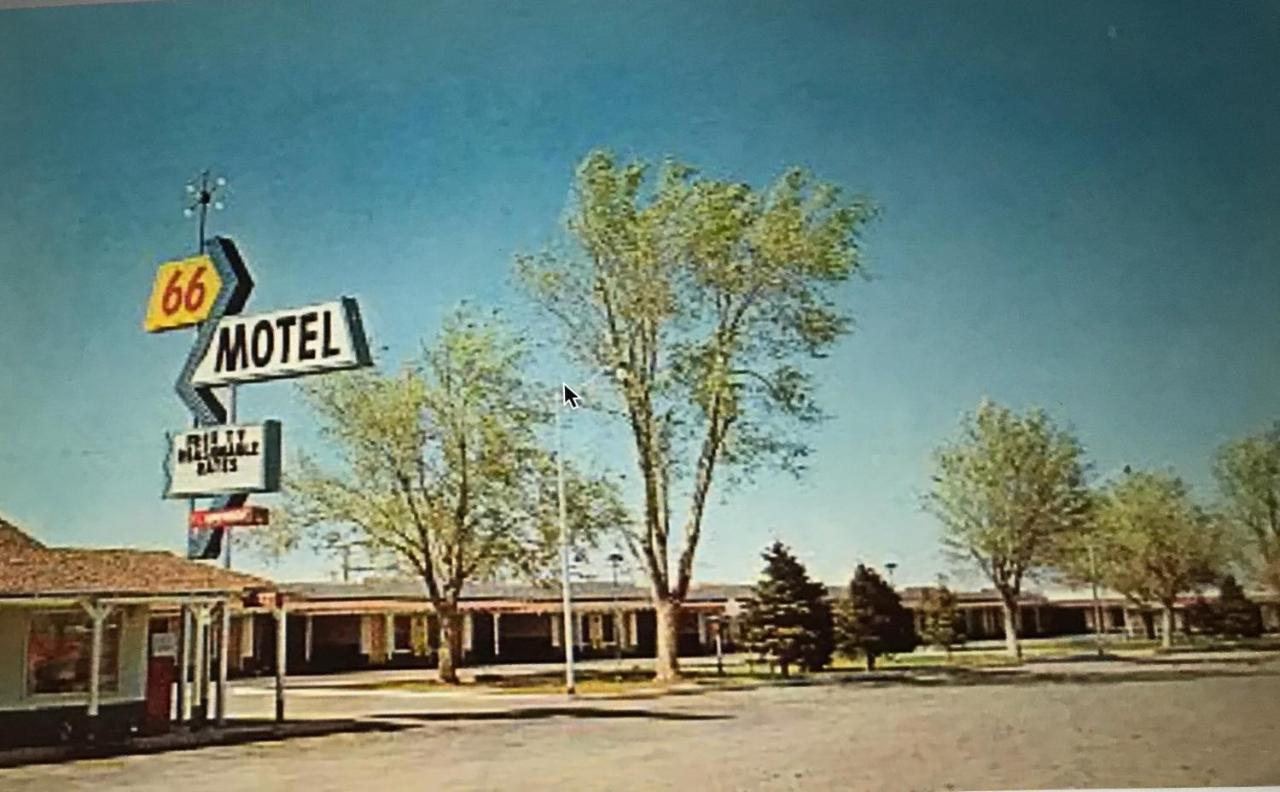 | 66 Motel