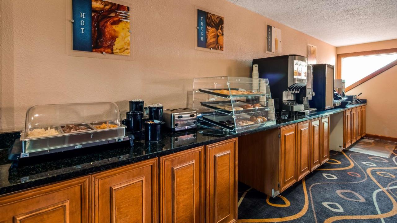 | Best Western White Mountain Inn