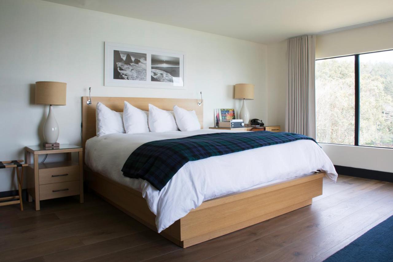Junior Suite at Timber Cove Resort