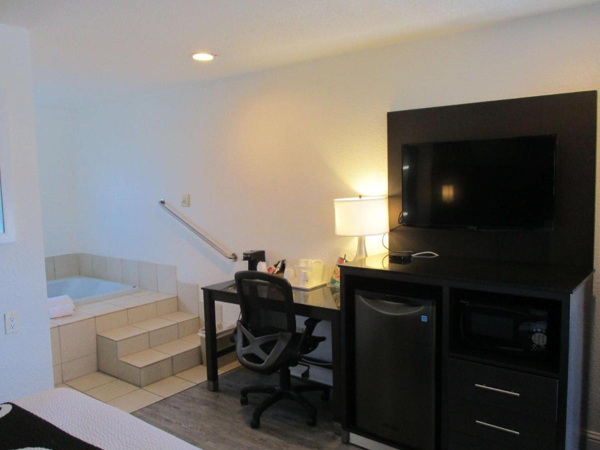 Queen Suite with Jacuzzi at SureStay Hotel by Best Western Seaside Monterey