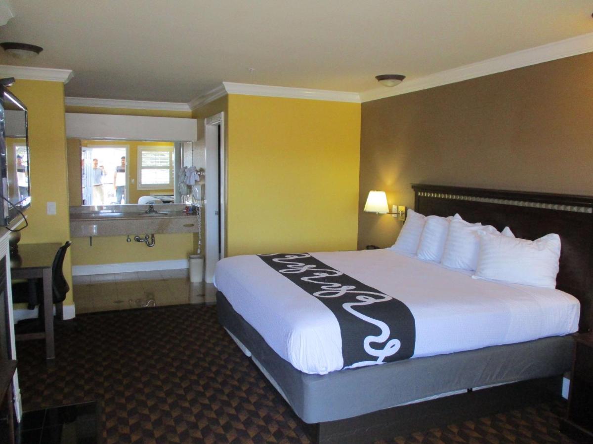  | SureStay Hotel by Best Western Seaside Monterey