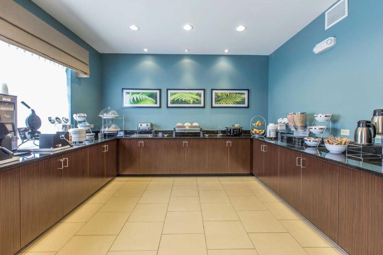 | Sleep Inn & Suites Clintwood