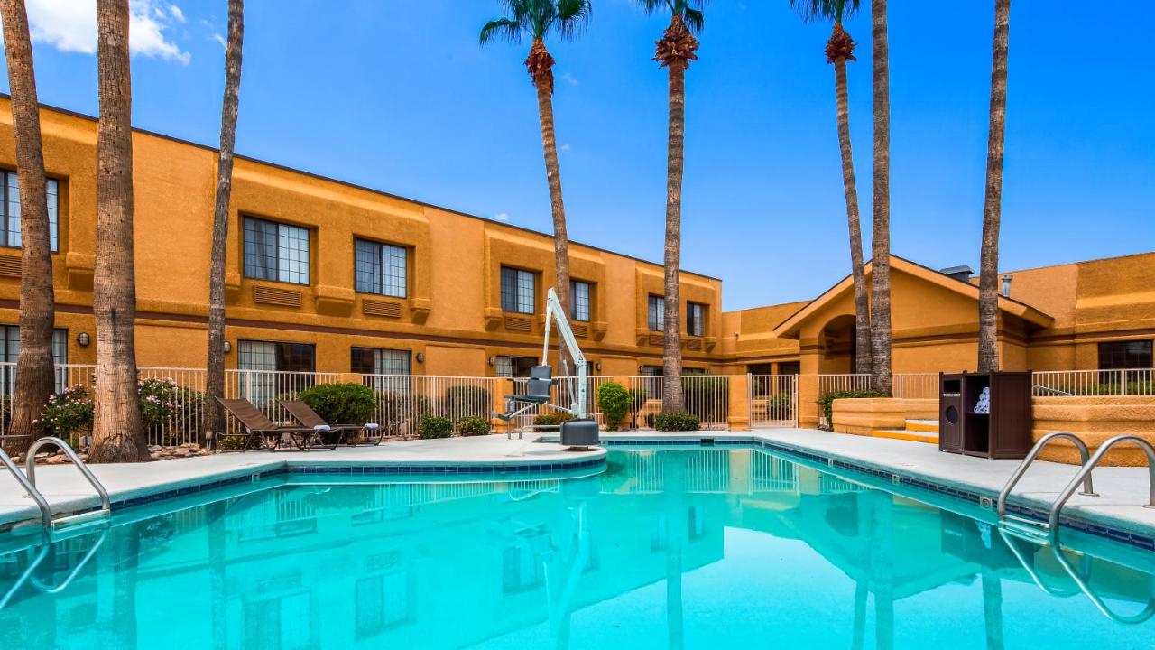 | Best Western Green Valley Inn