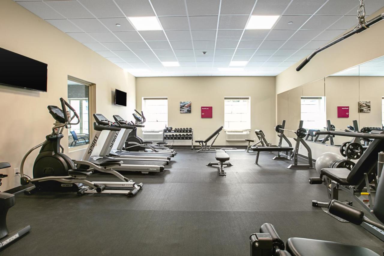 | Comfort Suites Fishkill near Interstate 84