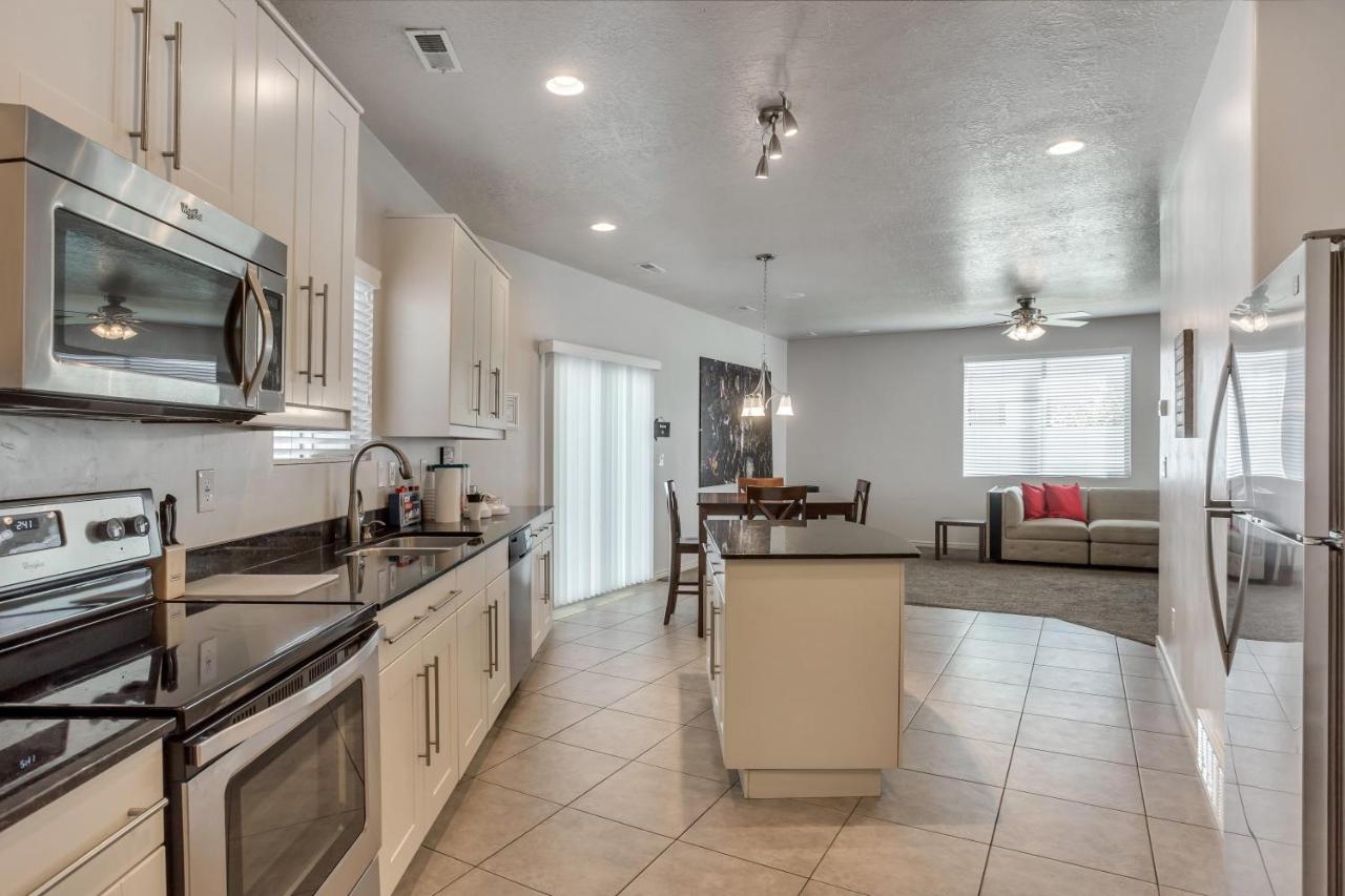  | Spacious & New Guesthouse in Orem/Provo
