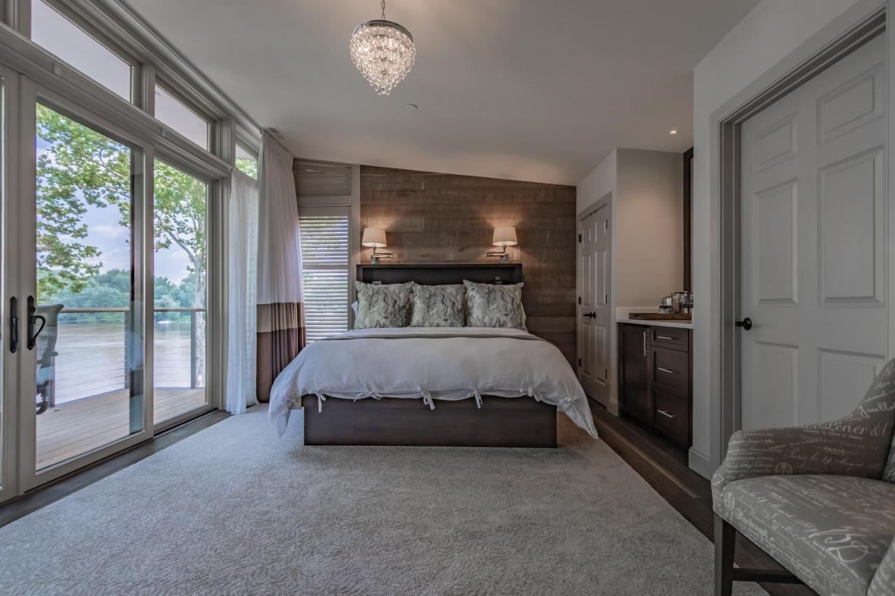 | Carriage House New Hope