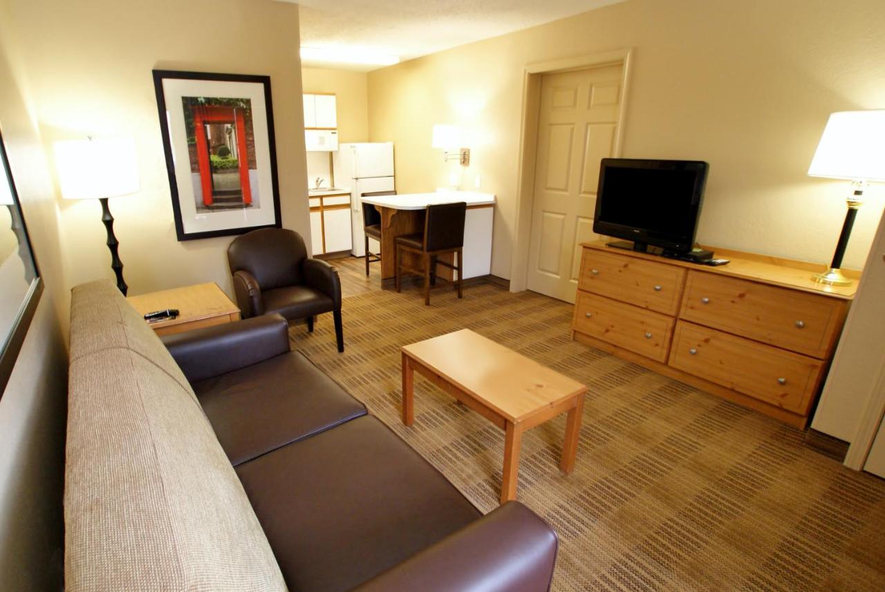 One Bedroom Suite - Non-Smoking at Extended Stay America Suites Nashville Franklin Cool Springs