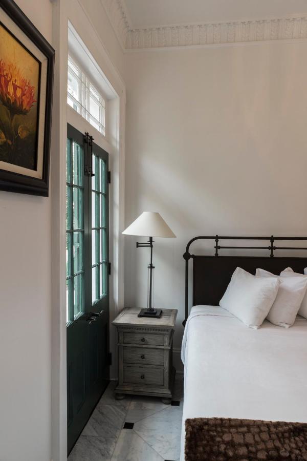 Queen Room - Disability Access at Royal Frenchmen Hotel and Bar
