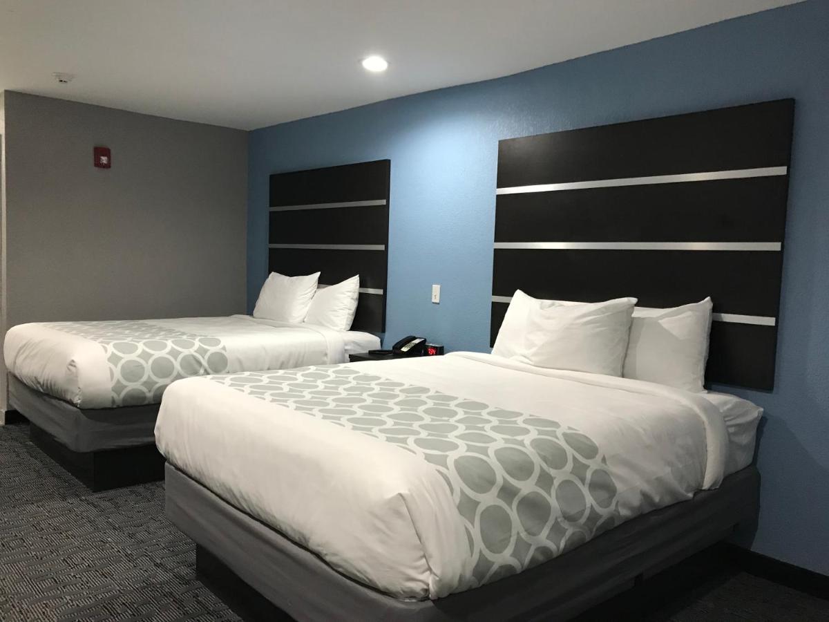 Standard Queen Room with Two Queen Beds - Non-Smoking at Rodeway Inn Calhoun South