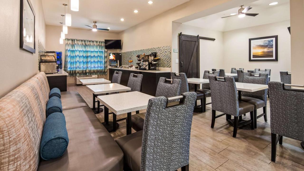| Best Western Mayport Inn & Suites