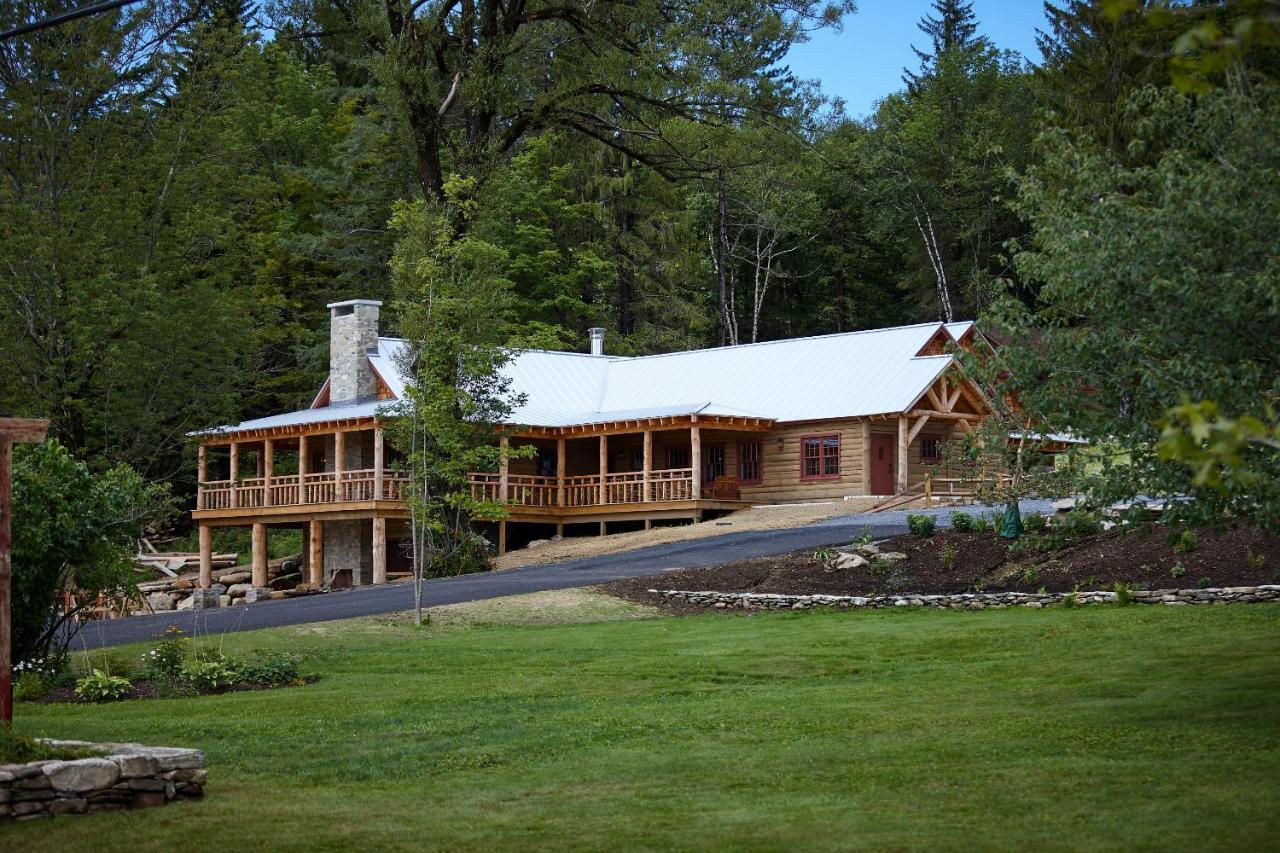 | Seesaw's Lodge