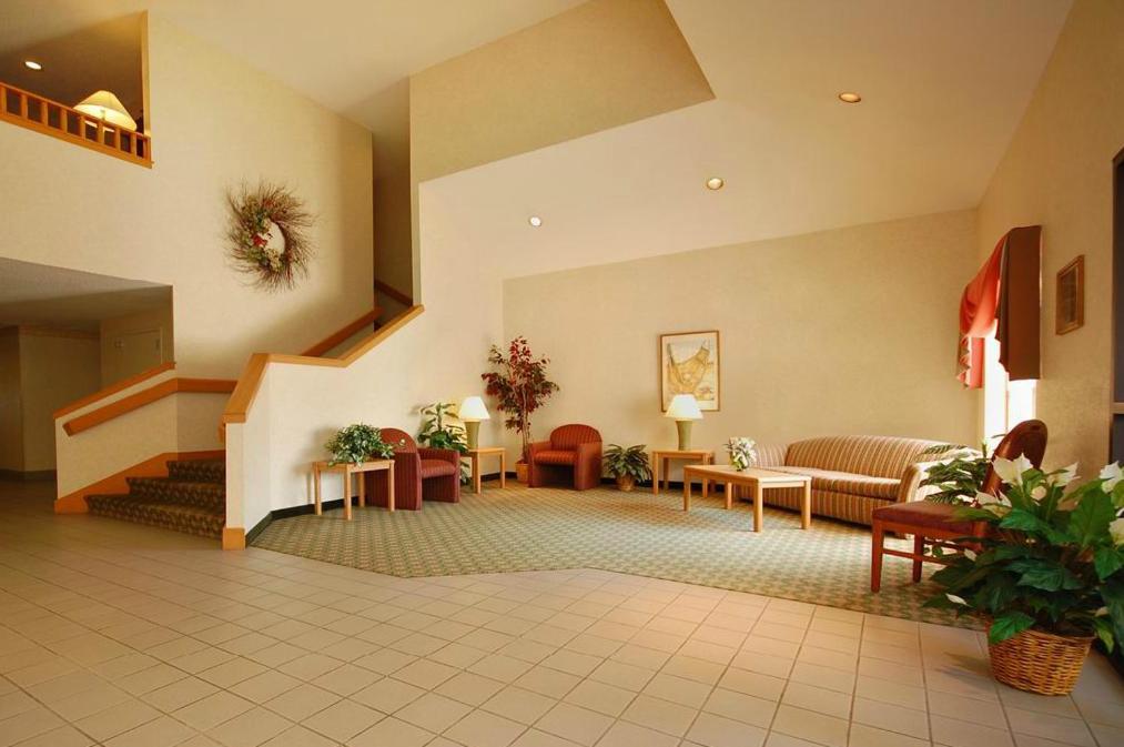 | Syracuse Inn and Suites