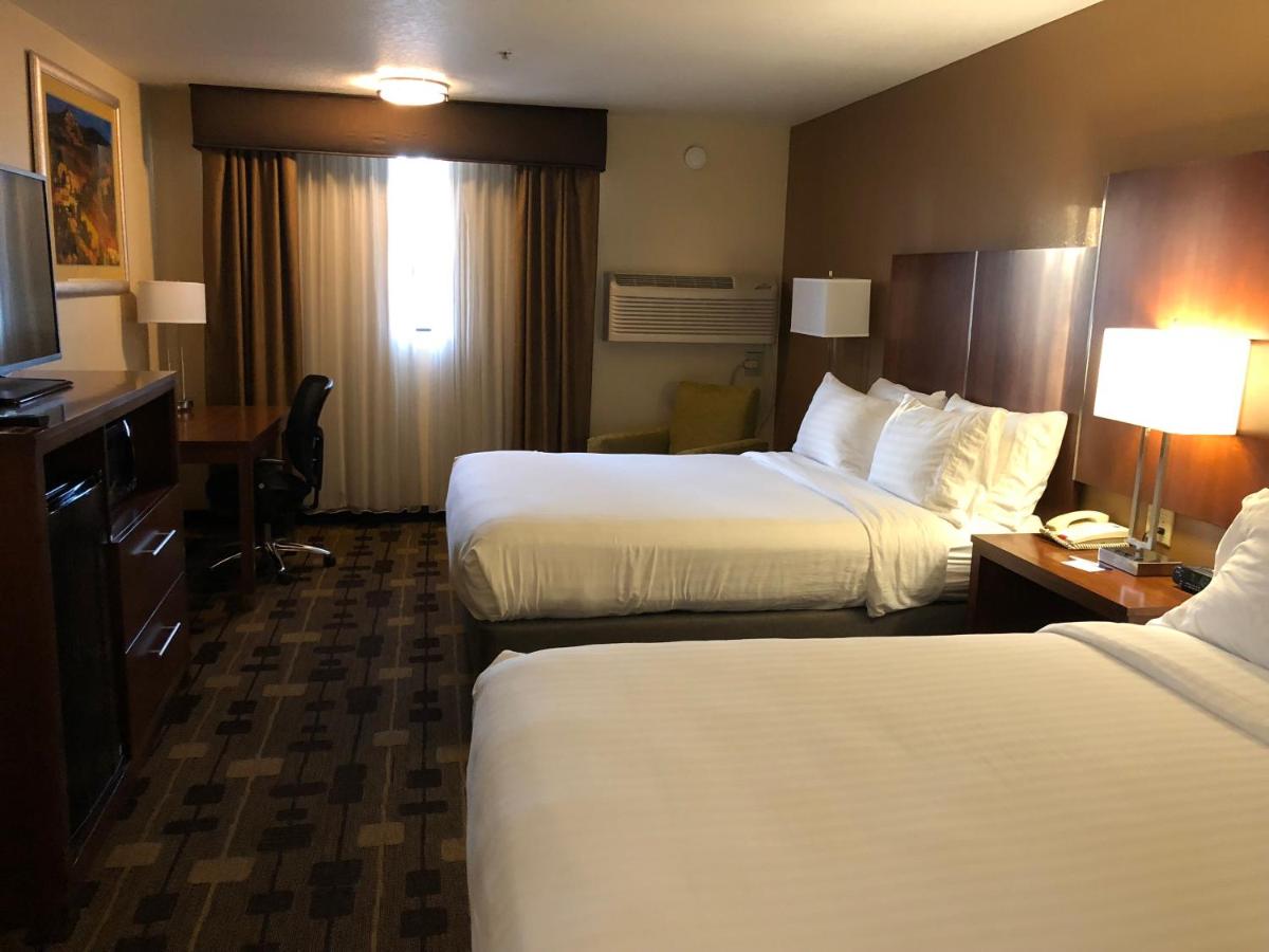  | Holiday Inn Express Hotel & Suites Corning, an IHG Hotel