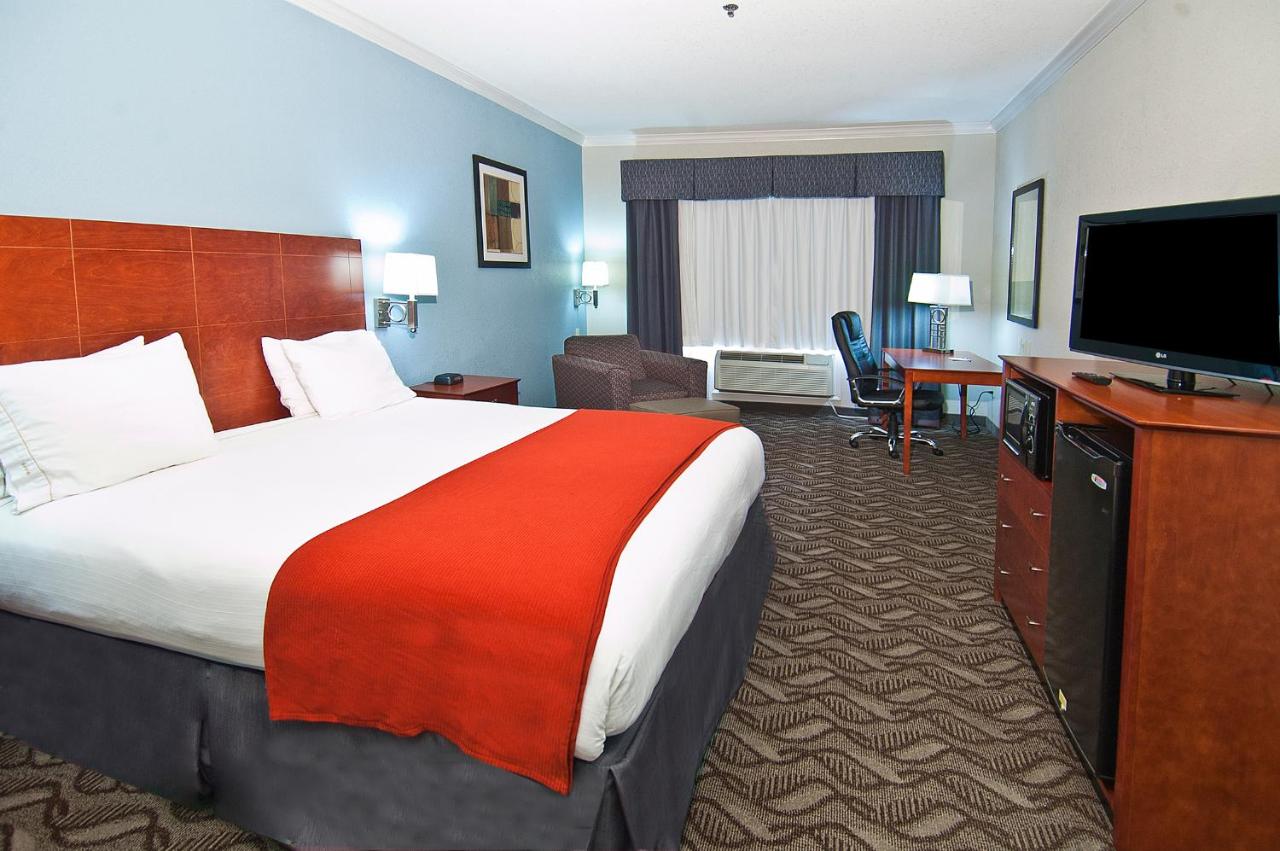  | Holiday Inn Express Hotel & Suites Lake Charles, an IHG Hotel