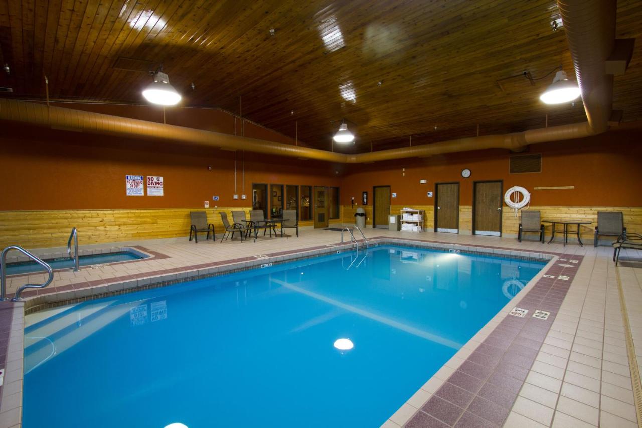  | Miles City Hotel & Suites
