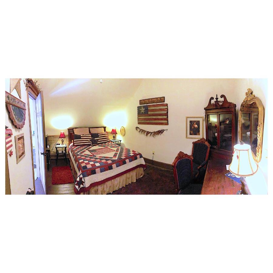 | Main Street Bed & Breakfast