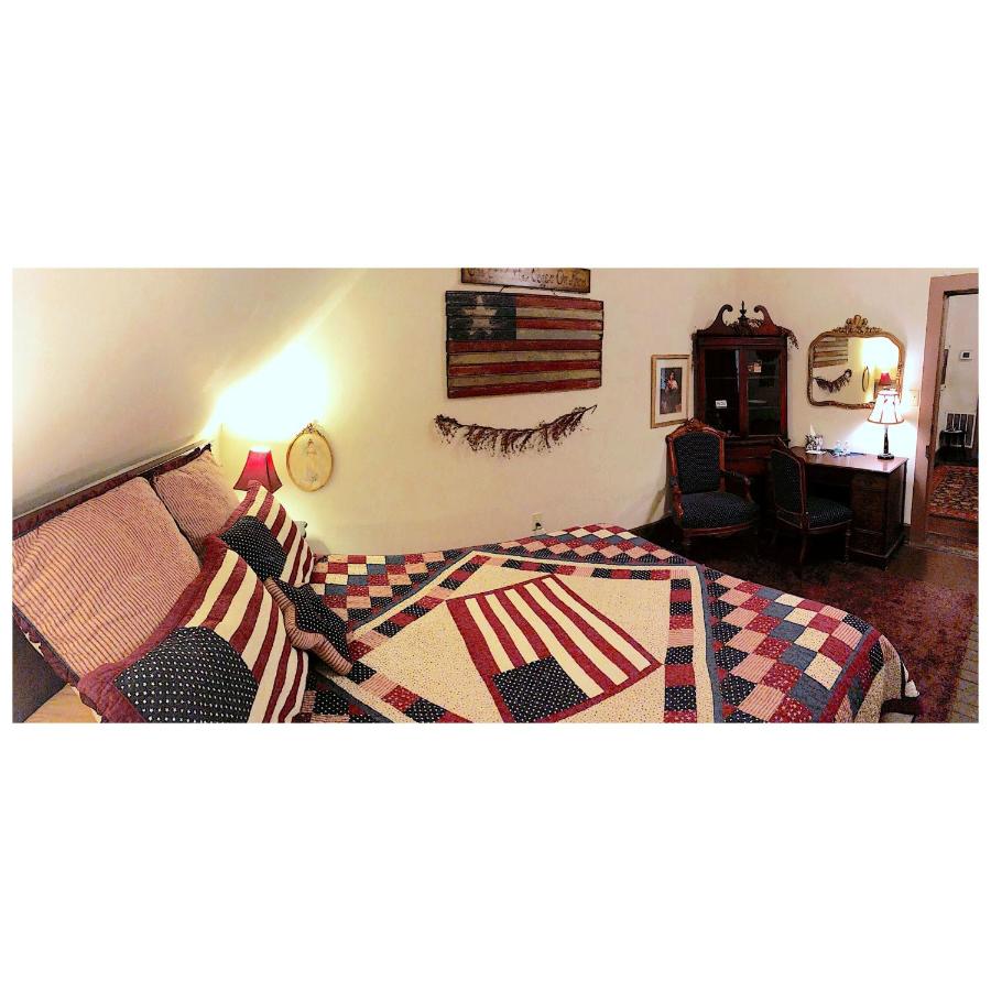 | Main Street Bed & Breakfast