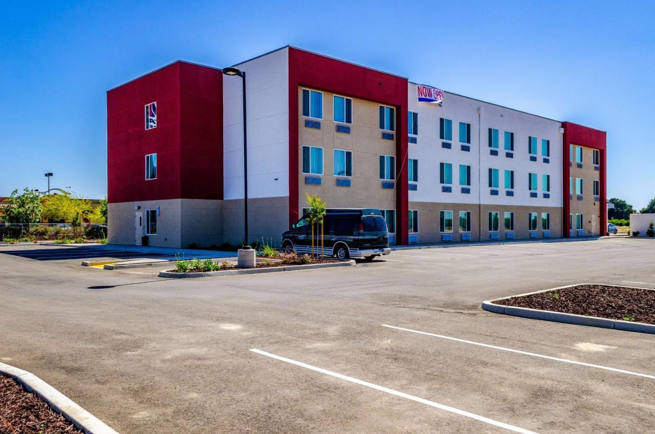 | Motel 6-Livingston, CA - Merced County