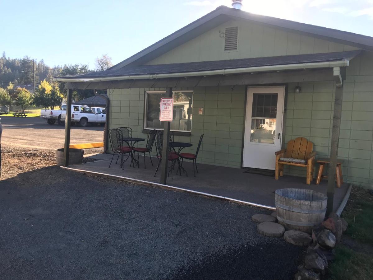| Mingo Motel