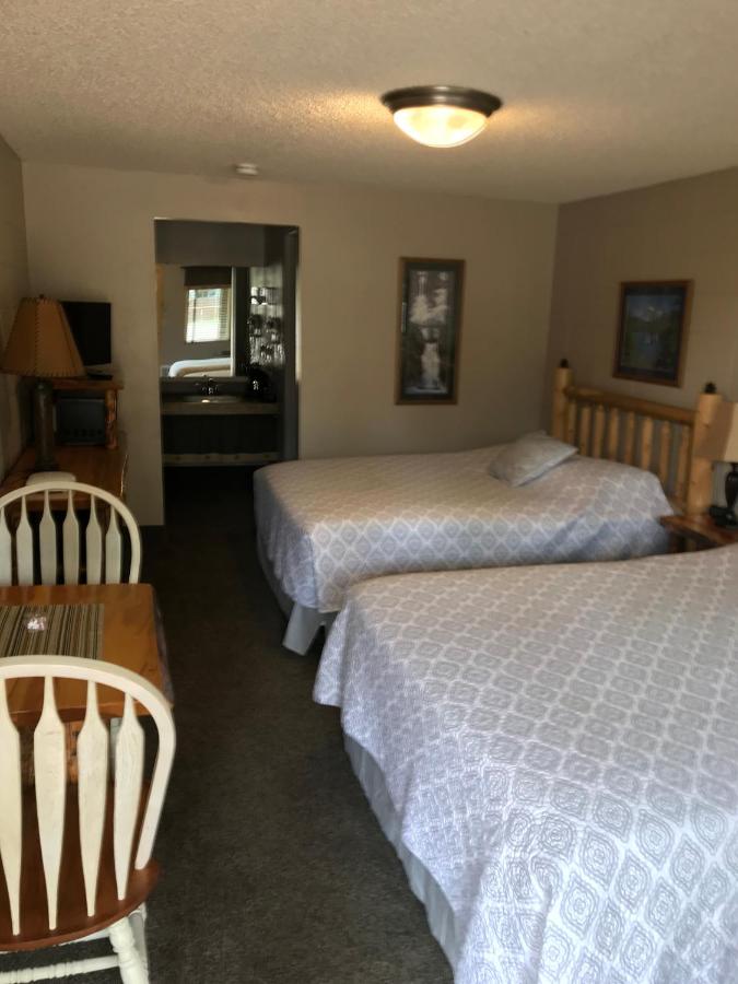 | Mingo Motel