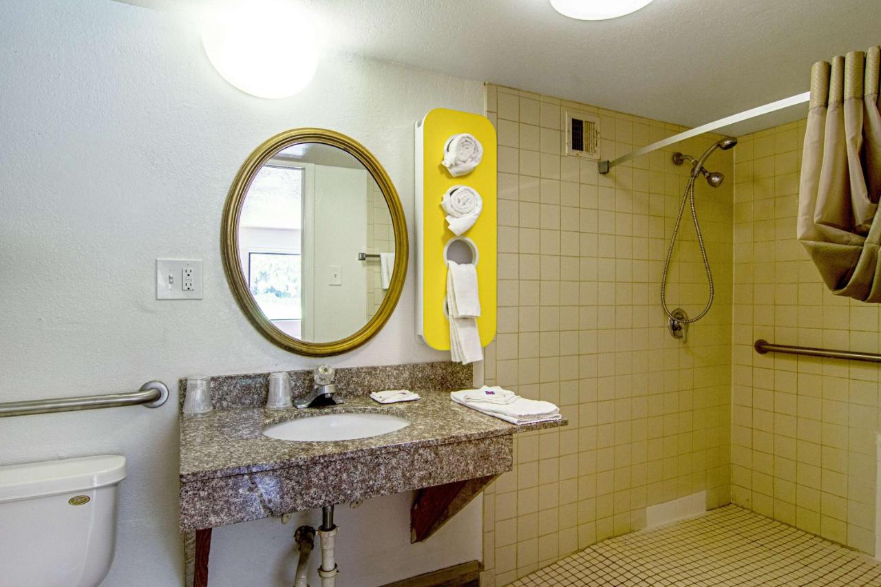 | Motel 6-Starke, FL