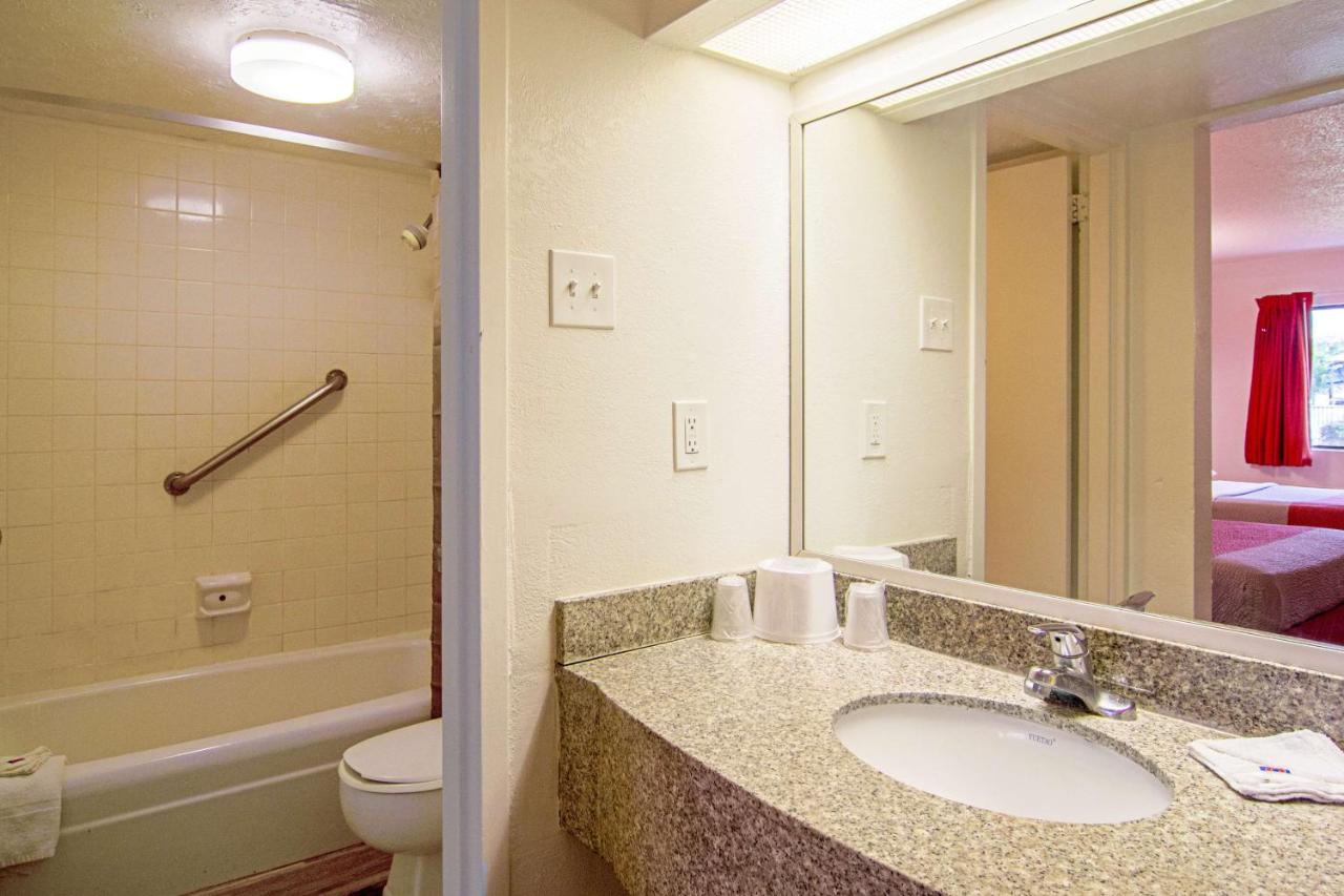  | Motel 6-Starke, FL